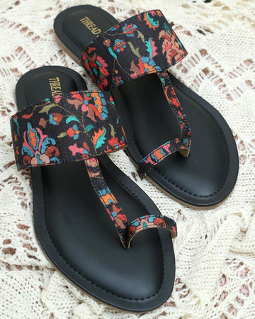 Floral Basics: Prunella Kolhapuris