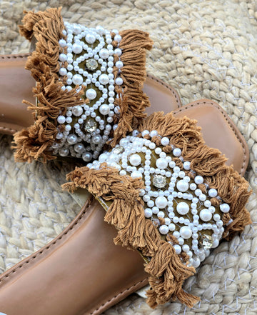 Beach Please (Brown)