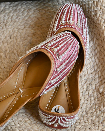 Limited Edition: Gulnaar Pearl