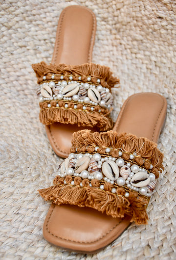 Coastal Charm Flats (Brown)