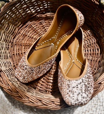 Rose Gold Sequin Juttis