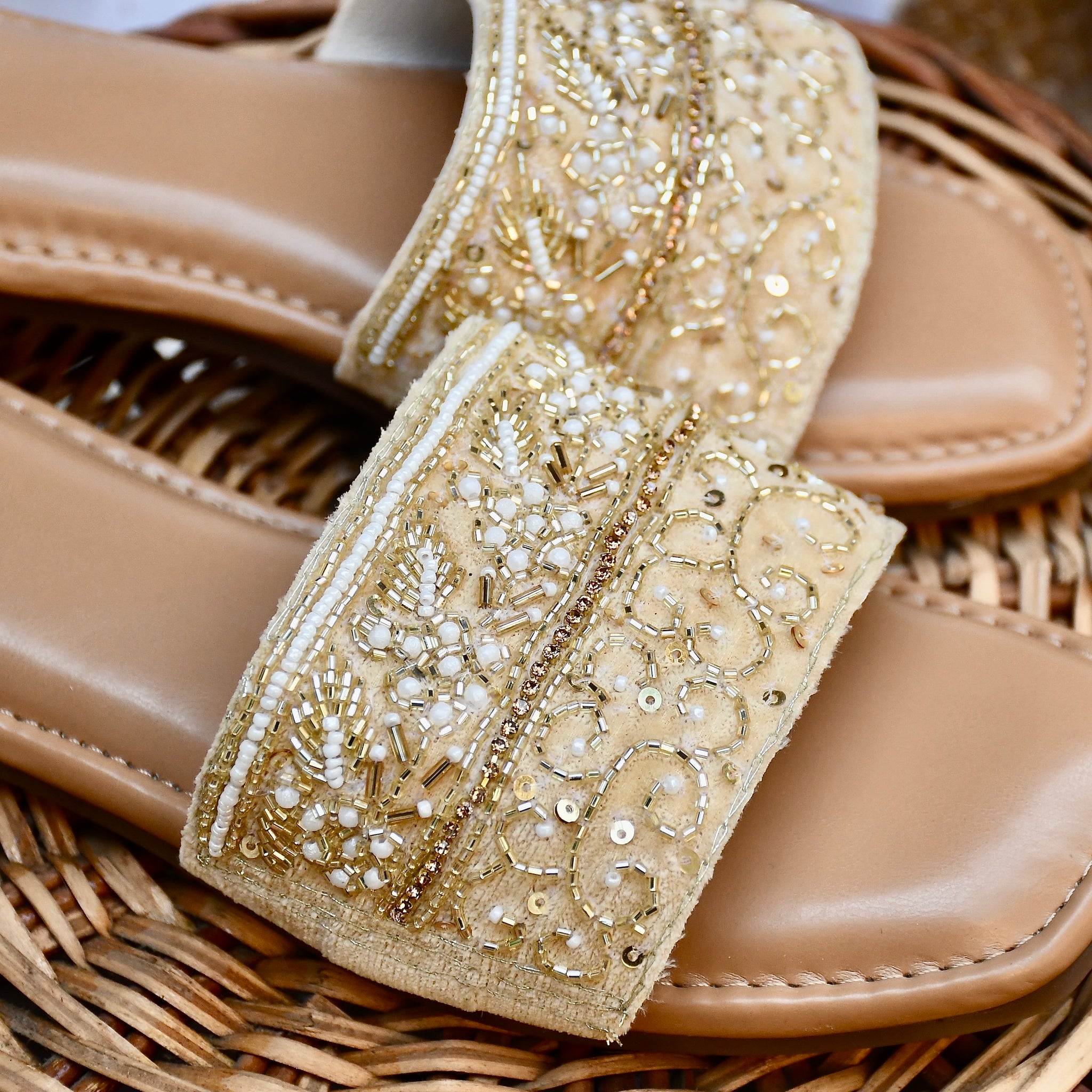 Meira(Off Gold)