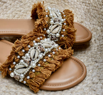 Coastal Charm Flats (Brown)