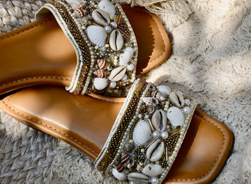 Sona Weave Flats