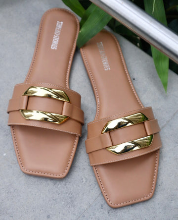 Basics: Neutral Gold Buckle Straps