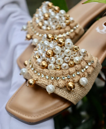 Pearla Flats