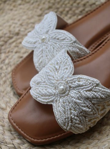 Zariyaa (White)