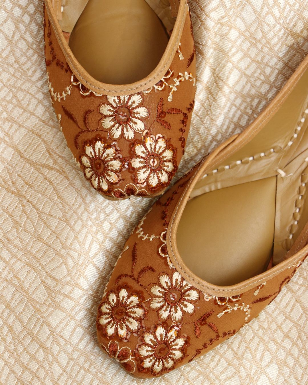 Sepia Juttis
